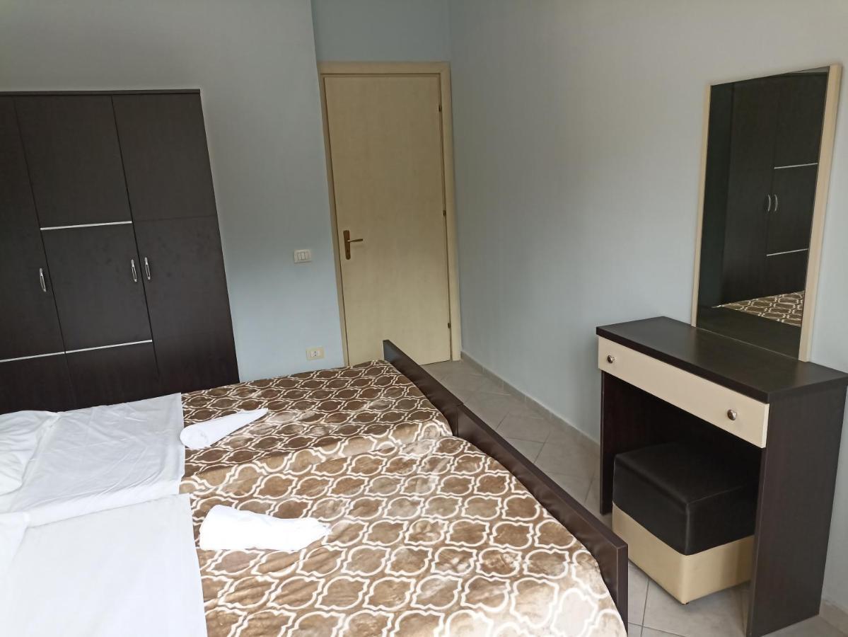 10 Apartmants Olimpia Mir Durrës Exterior foto